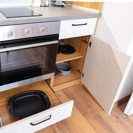 New Modern & Cozy With Free Private Parking And Ev Charging Station Lejlighed *