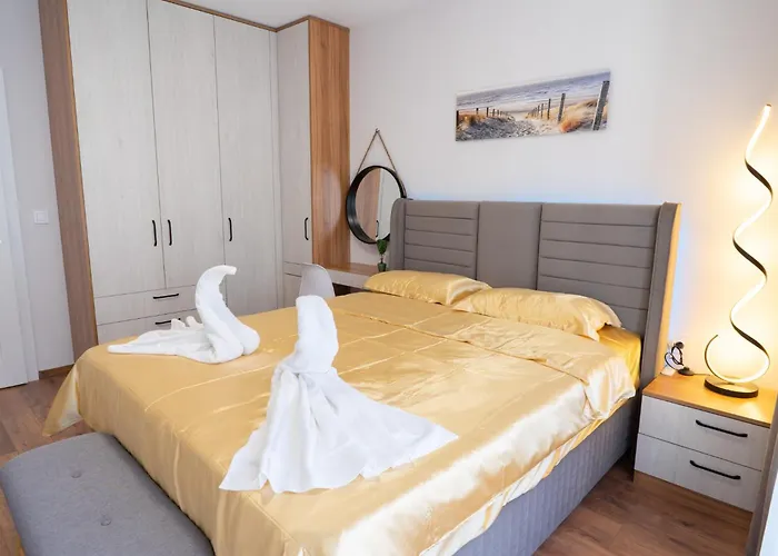 Apartament New Modern & Cozy With Free Private Parking And Ev Charging Station